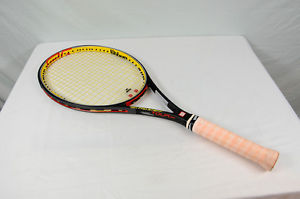WILSON PRO STAFF TOUR 95 4 1/4 GRIP USED EXCELLENT WITH STRINGS
