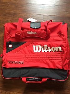 Wilson Tour Garment Bag/Suit Carrier Red And Black