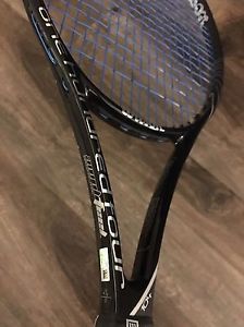 Wilson Blade 104 Tennis Racquet 4 1/4 Grip 2013 Black Version