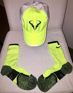 Nike Rafael Nasal Bull Featherlight Tennis Cap Volt Black & Nike Tennis Socks