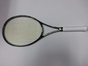 Wilson Blade 98 (16x19) 4 3/8 Tennis Racquet