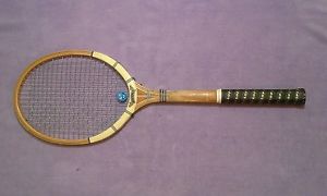 A Rare Dunlop Lady Maxply Wooden in Very Nice Condition (4 1/8 Grip L 1)