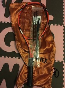 Yonex VCORE TOUR G 330 97 4 1/2