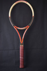 Nice N.O.S Snauwaert Brian Gottfried Graphite Mid vintage tennis racquet