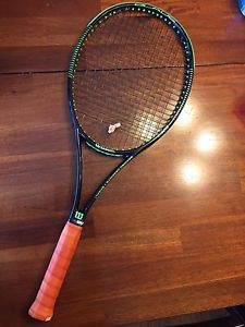 Wilson Blade 98 16x19 4 1/2 Wilson Leather Grip