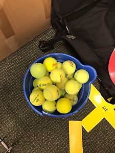 100 used tennis balls For You. FREE SHIPPING AND GOOD CONDITION!!