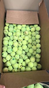 120 Preowned Tennis Balls. FREE SHIPINg. Good Condition!!