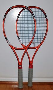 Two Yonex Vcore Tour G 97 G 330 g tennis racquets 4 3/8