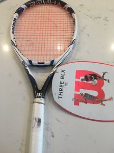 *NEW*Wilson Three BLX 113 Tennisracket  4 3/8 lite 258g racquet strung OS