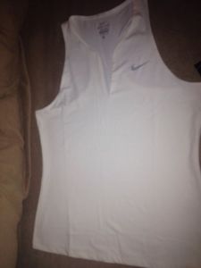 WOMEN'S NIKE TENNIS TANK TOP SLEEVELESS V-NECK SIZE Large 683144 100 NWT White