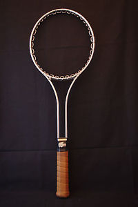 Nice N.O.S Lacoste RL07 steel (T2000) vintage tennis racquet