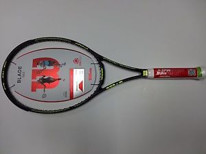 Wilson Blade 98S 4 3/8 tennis racquet