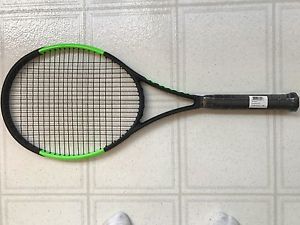 Wilson Serena Williams Autograph (Blade 104 Countervail)....4 3/8 tennis racquet