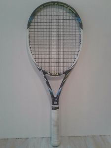 Wilson Juice 100 4 3/8 2015 GREAT CONDITION!! Tennis racket with New String!