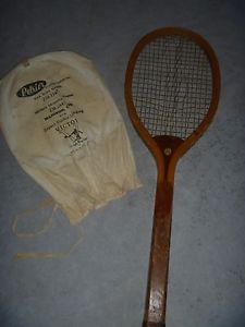 VTG Wright Ditson The Hub WOOD TENNIS RACKET OVAL DESIGN CONCAVE RIM RARE W/COVE