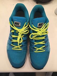 Nike Zoom Vapor 9.5 Tour Federer Size 9 Men's Tennis Shoes FREE SHIP :)