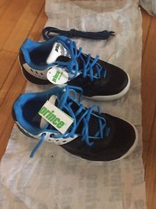 Prince T22 Tennis Shoes. Size: 7.5