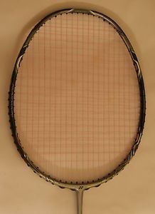 100% YONEX UNSTRUNG Nanoray 900 NR900 Badminton Racquet, NR900 racket, 3U OR 2U