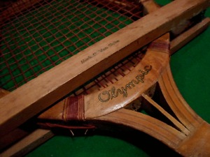 VINTAGE WOOD TENNIS RACKET FROM THE 20's STALL & DEAN reinfocred split-throat