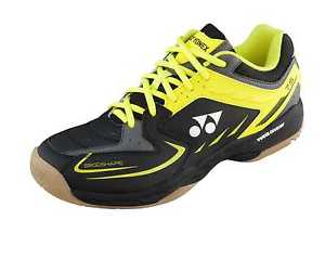 Yonex SHB 75 Chaussure Tennis De Table/Badminton Squash