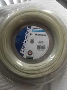 Babolat Natural Pro Hurricane 16g Reel (660')