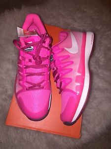 Womens pink Nike Zoom Vapor 9.5 Tour Tennis Shoe Size US 8.5