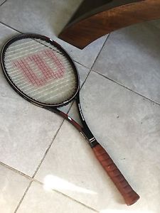 Barely Used! Wilson Graphite Matrix Midsize Tennis Racquet. 4 3/8.