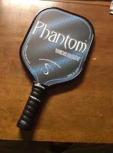 Onix Graphite Phantom Pickleball Paddle