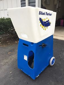 Silent Partner Lite R Tennis Ball Machine with Remote