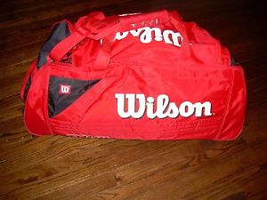 WILSON TOUR LARGE RED TENNIS RACQUET & EQUIPMENT BAG