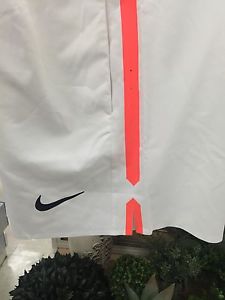 NIKE Men`s Gladiator Premier 7 Inch Tennis Short 6853117 Size L White