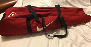 NIKE RED Black Straps TENNIS RAQUET BAG WHITE NIKE LOGO