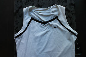Nike Drifit Mujer Fitness Tenis Top Blanco Negro talla XL nuevo con etiqueta