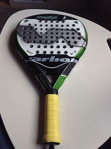 Pala Padel Varlion Cañón 2. Reparada. 375g.