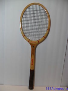 1970s VINTAGE SPALDING DAVIS CUP MODEL WOOD TENNIS RACQUET RACKET GRIPSIZE 4 1/2