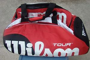 Wilson Tour Tennis Racquet Bag (red/black/white)