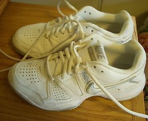 Nike City Court Womens Sz 6 Medium (B,M) White Leather Sneakers Shoes Low