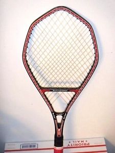 MACGREGOR BERGELIN LONG STRING - TENNIS RACQUET ( ( RARE - MINT  USED  ) )