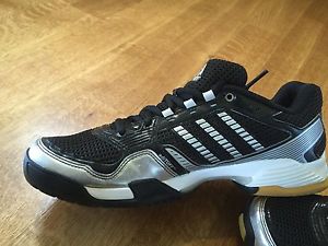 Adidas Opticourt 8.5  Court Shoes Size 9 - Badminton, Squash, Volleyball