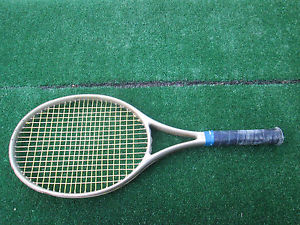 Tennis Wilson Profile Tennis Racquet Scrapes Headguard Chipped Rare 4 1/4 Grip