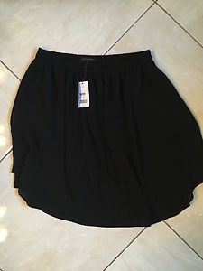 WOMENS BANANA REPUBLIC SKIRT, SIZE S, BLACK, RETAIL $79.50